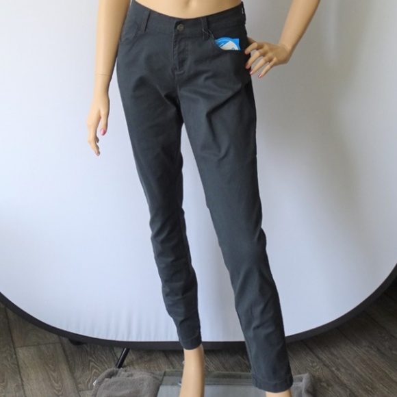 Columbia Omni-Shade Active Fit Black Pants NWT 10 - Picture 3 of 5